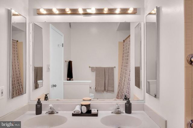 13201 VALLEY BRIDGE CT, Silver Spring, MD 20906