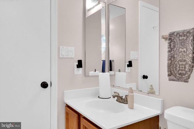 13201 VALLEY BRIDGE CT, Silver Spring, MD 20906