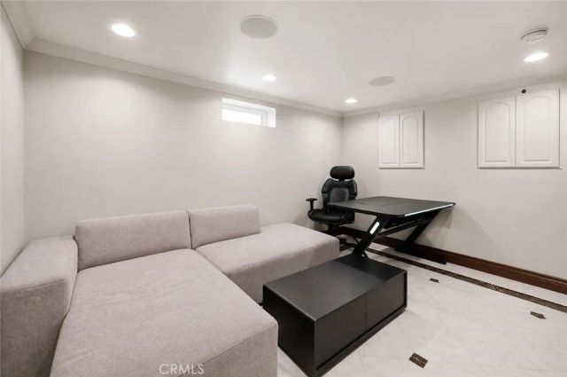 1456 Western Avenue, Glendale, CA 91201