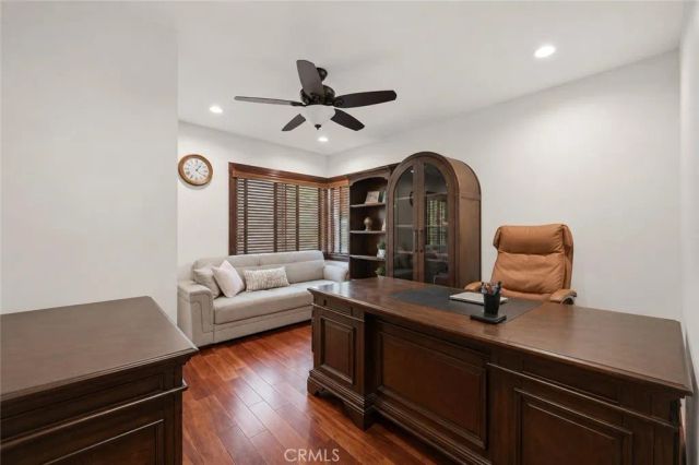 1456 Western Avenue, Glendale, CA 91201