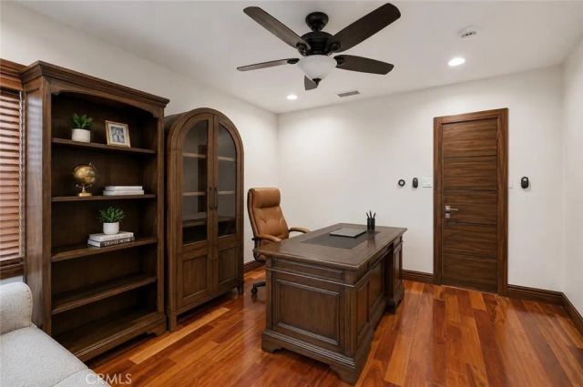 1456 Western Avenue, Glendale, CA 91201