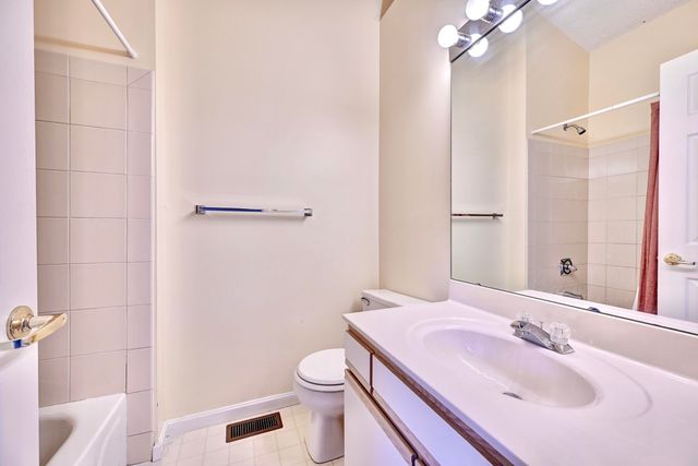 814 Rossford Run, Bellevue, KY 41073