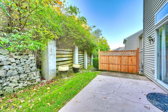 814 Rossford Run, Bellevue, KY 41073