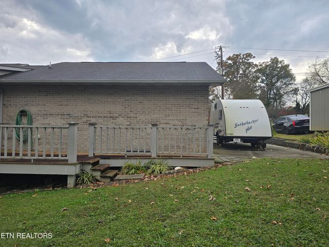 516 Cherokee Hills Rd, Seymour, TN 37865