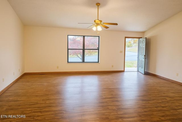 516 Cherokee Hills Rd, Seymour, TN 37865