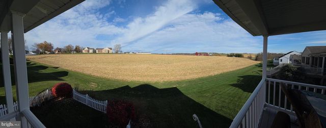 854 CAMBRIDGE DR, Manheim, PA 17545