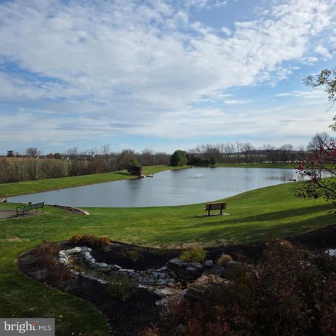 854 CAMBRIDGE DR, Manheim, PA 17545