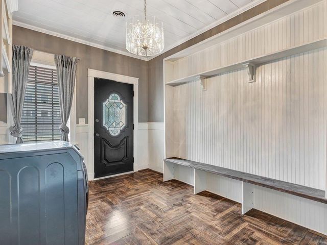 813 W Grove Avenue, Lufkin, TX 75904