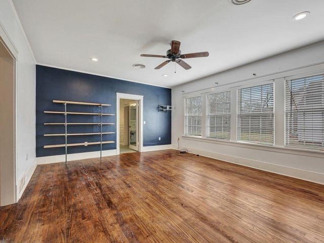 813 W Grove Avenue, Lufkin, TX 75904