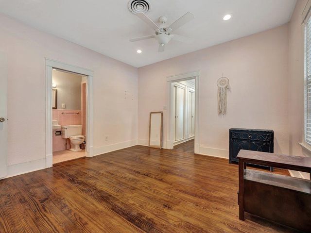 813 W Grove Avenue, Lufkin, TX 75904