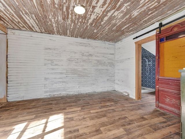 813 W Grove Avenue, Lufkin, TX 75904