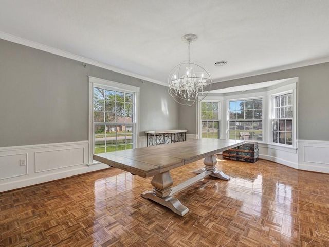 813 W Grove Avenue, Lufkin, TX 75904