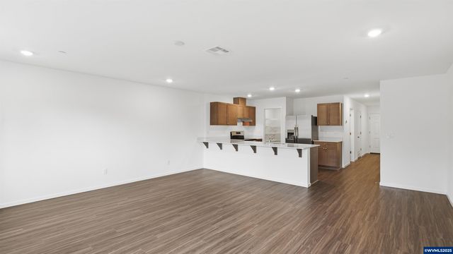 1425 Laura Vista Dr NW, Albany, OR 97321