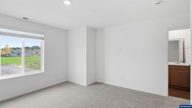 1425 Laura Vista Dr NW, Albany, OR 97321