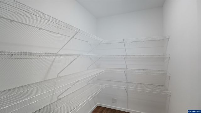 1425 Laura Vista Dr NW, Albany, OR 97321