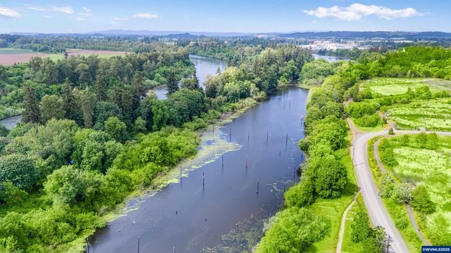 1425 Laura Vista Dr NW, Albany, OR 97321