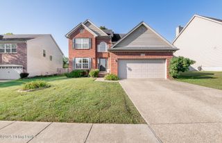9836 Collier Ln, Louisville, KY 40291