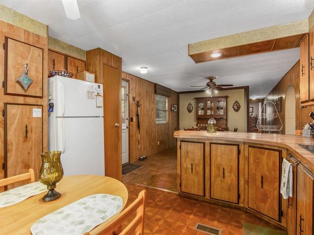 101 Tall Timbers Street, Huntsville, TX 77320