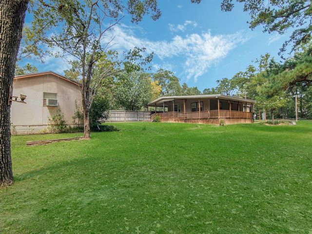 101 Tall Timbers Street, Huntsville, TX 77320