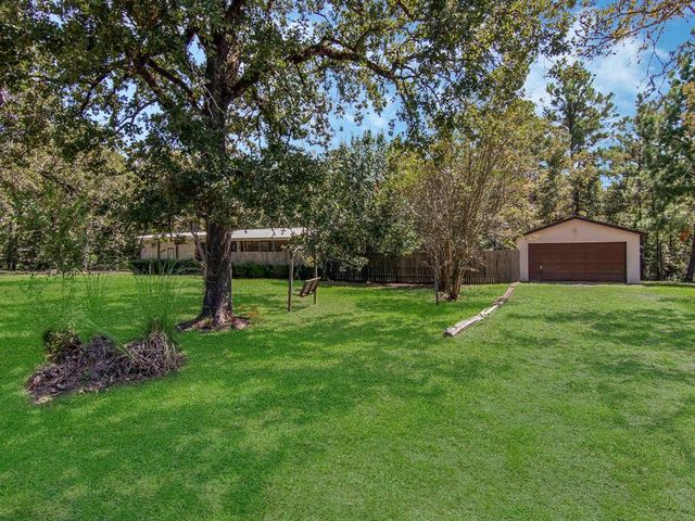 101 Tall Timbers Street, Huntsville, TX 77320