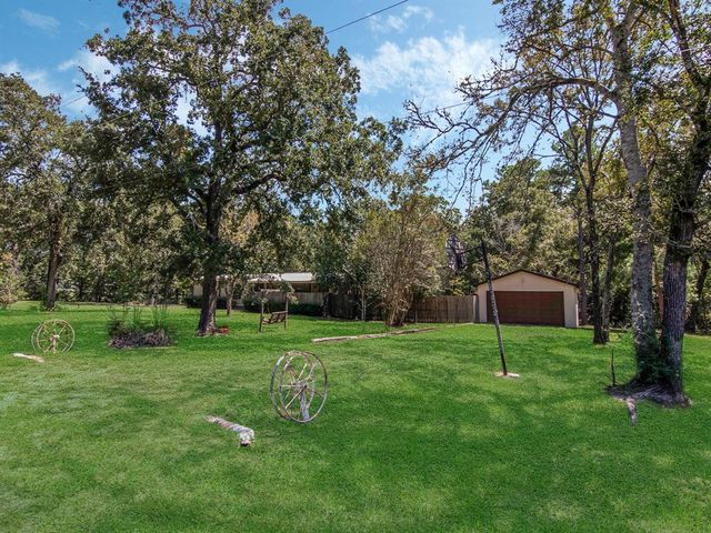 101 Tall Timbers Street, Huntsville, TX 77320