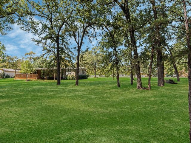 101 Tall Timbers Street, Huntsville, TX 77320