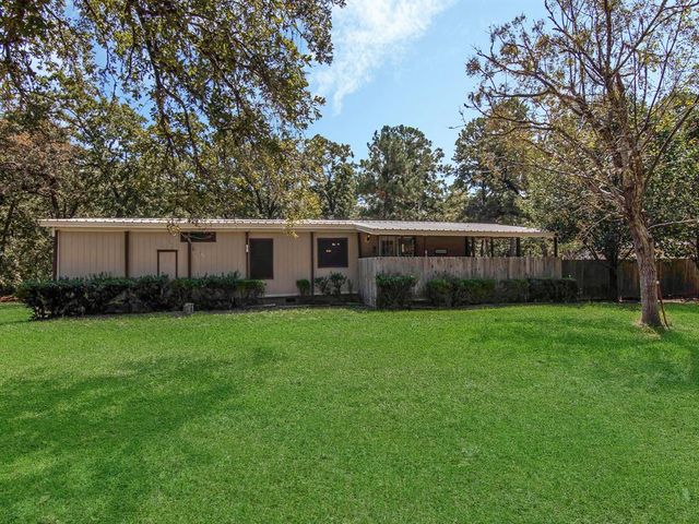 101 Tall Timbers Street, Huntsville, TX 77320