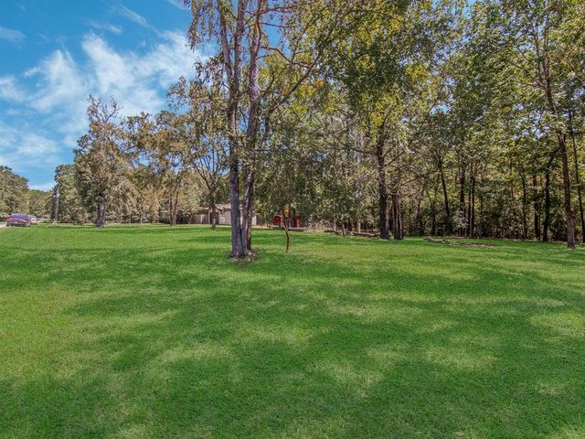 101 Tall Timbers Street, Huntsville, TX 77320