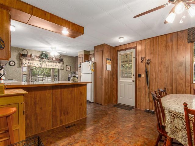 101 Tall Timbers Street, Huntsville, TX 77320