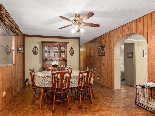 101 Tall Timbers Street, Huntsville, TX 77320