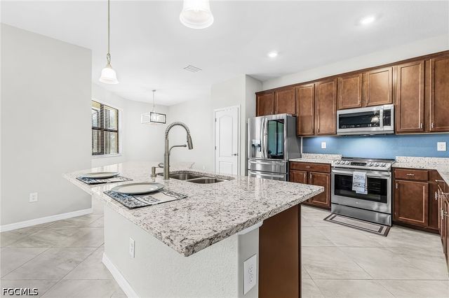 14592 Adina LN, Fort Myers, FL 33905