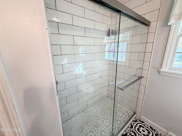 3 Quail Hollow Court, Clifton Park, NY 12065