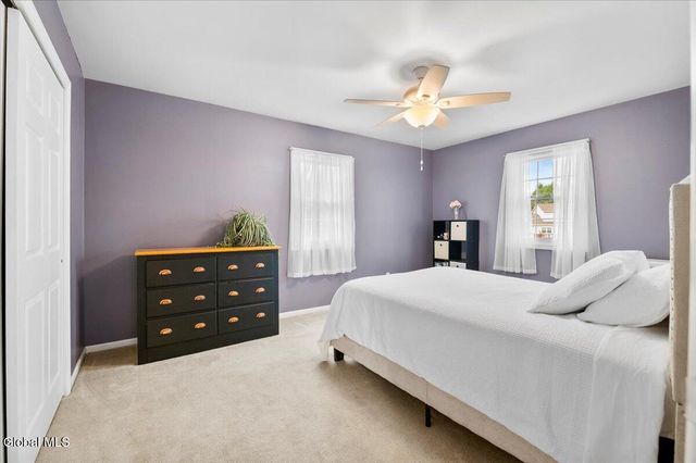 3 Quail Hollow Court, Clifton Park, NY 12065