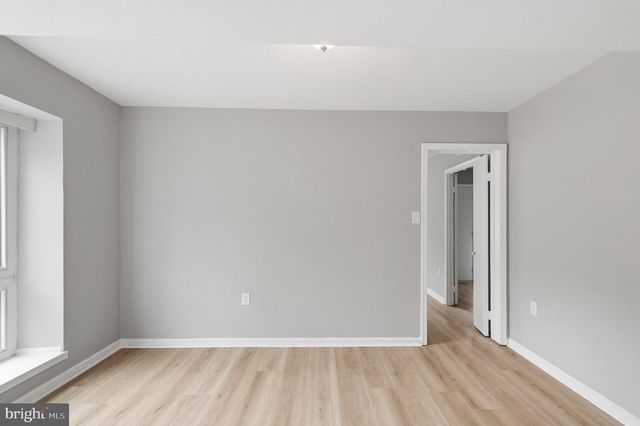 3861 PERSIMMON CIR, Fairfax, VA 22031