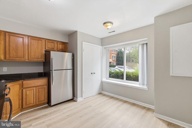 3861 PERSIMMON CIR, Fairfax, VA 22031