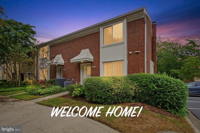3861 PERSIMMON CIR, Fairfax, VA 22031