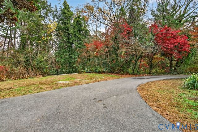 18518 Rowanty Ln, Dinwiddie, VA 23841