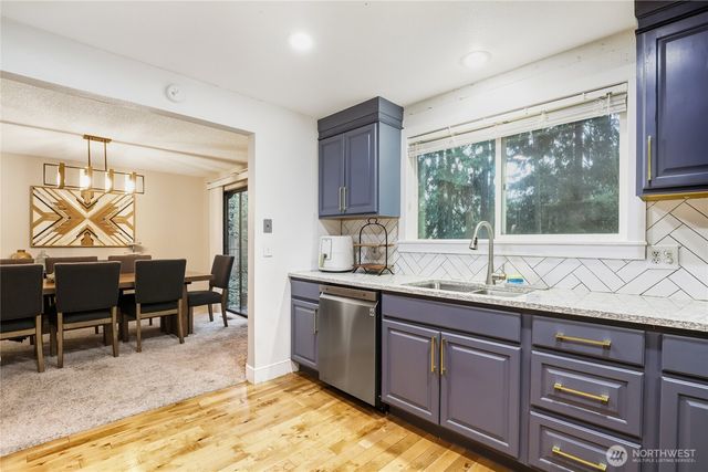 3873 Canterbury Place SE, Port Orchard, WA 98366