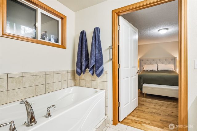 3873 Canterbury Place SE, Port Orchard, WA 98366