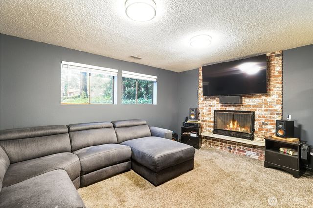 3873 Canterbury Place SE, Port Orchard, WA 98366