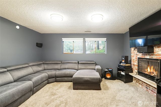 3873 Canterbury Place SE, Port Orchard, WA 98366