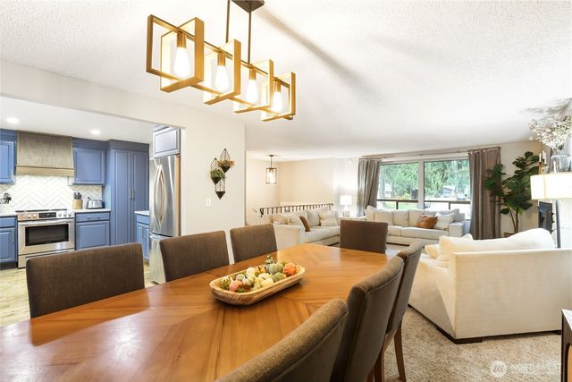 3873 Canterbury Place SE, Port Orchard, WA 98366