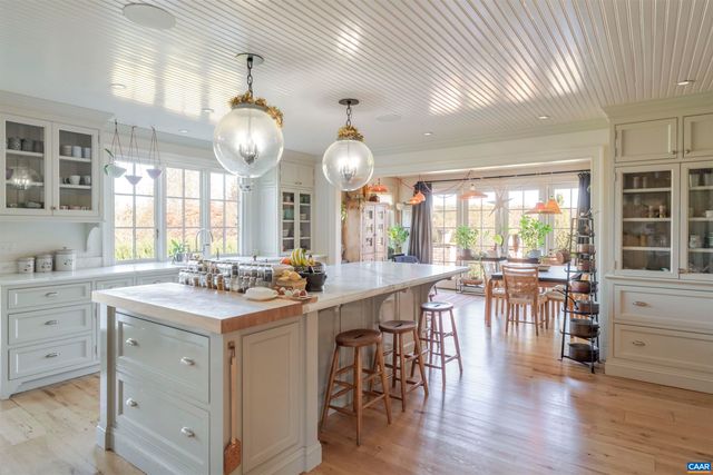 651 IVY DEPOT RD, Charlottesville, VA 22903