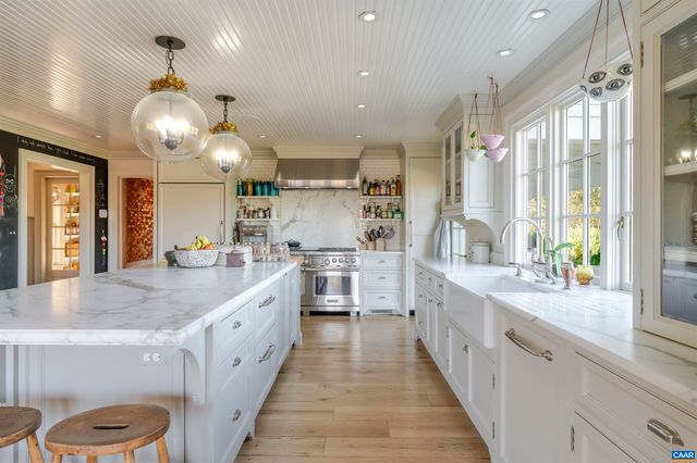 651 IVY DEPOT RD, Charlottesville, VA 22903