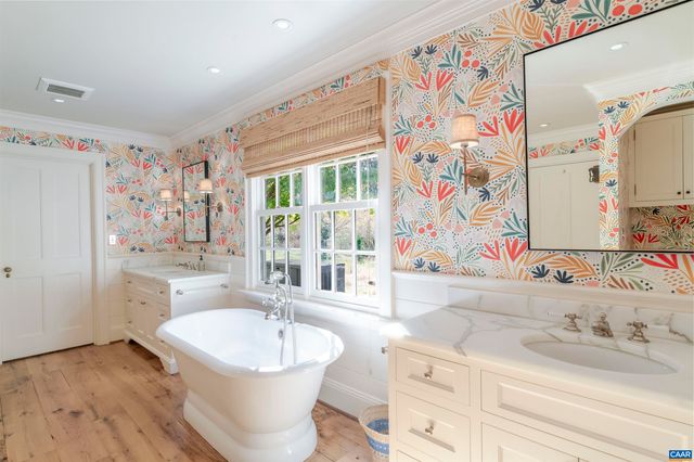 651 IVY DEPOT RD, Charlottesville, VA 22903