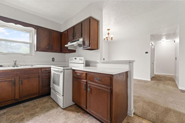 517 Line Creek Road, Lily, KY 40740