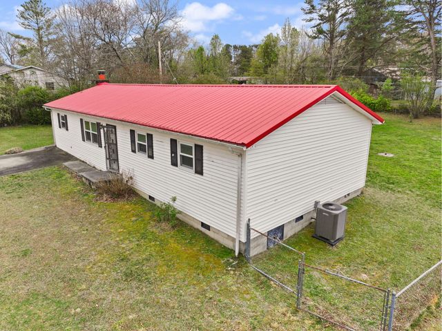 517 Line Creek Road, Lily, KY 40740