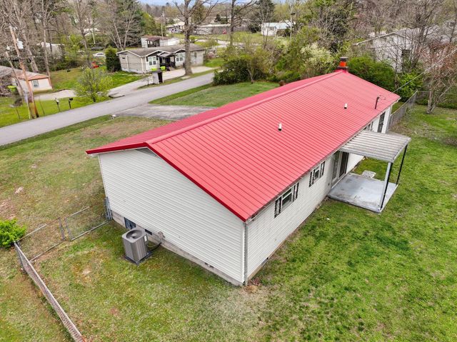 517 Line Creek Road, Lily, KY 40740