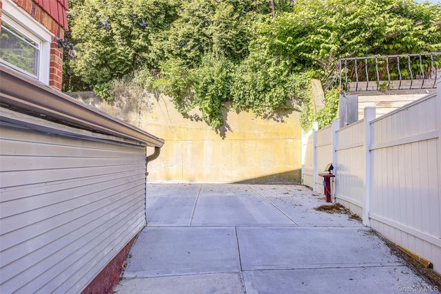 71-65 Douglaston Parkway 1, Little Neck, NY 11362