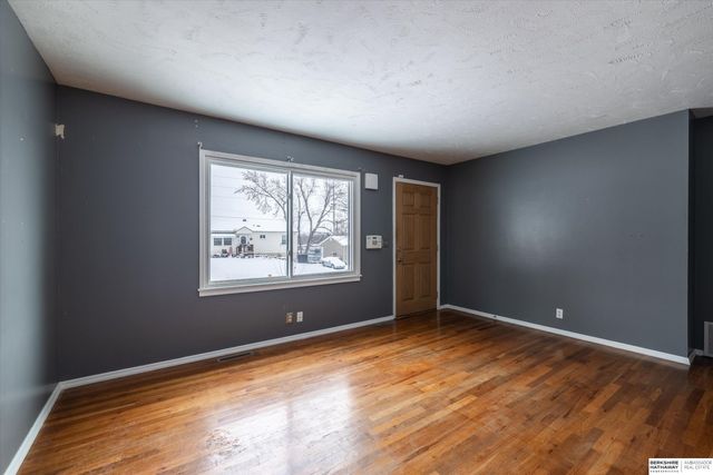 7420 S 72nd Avenue, La Vista, NE 68128